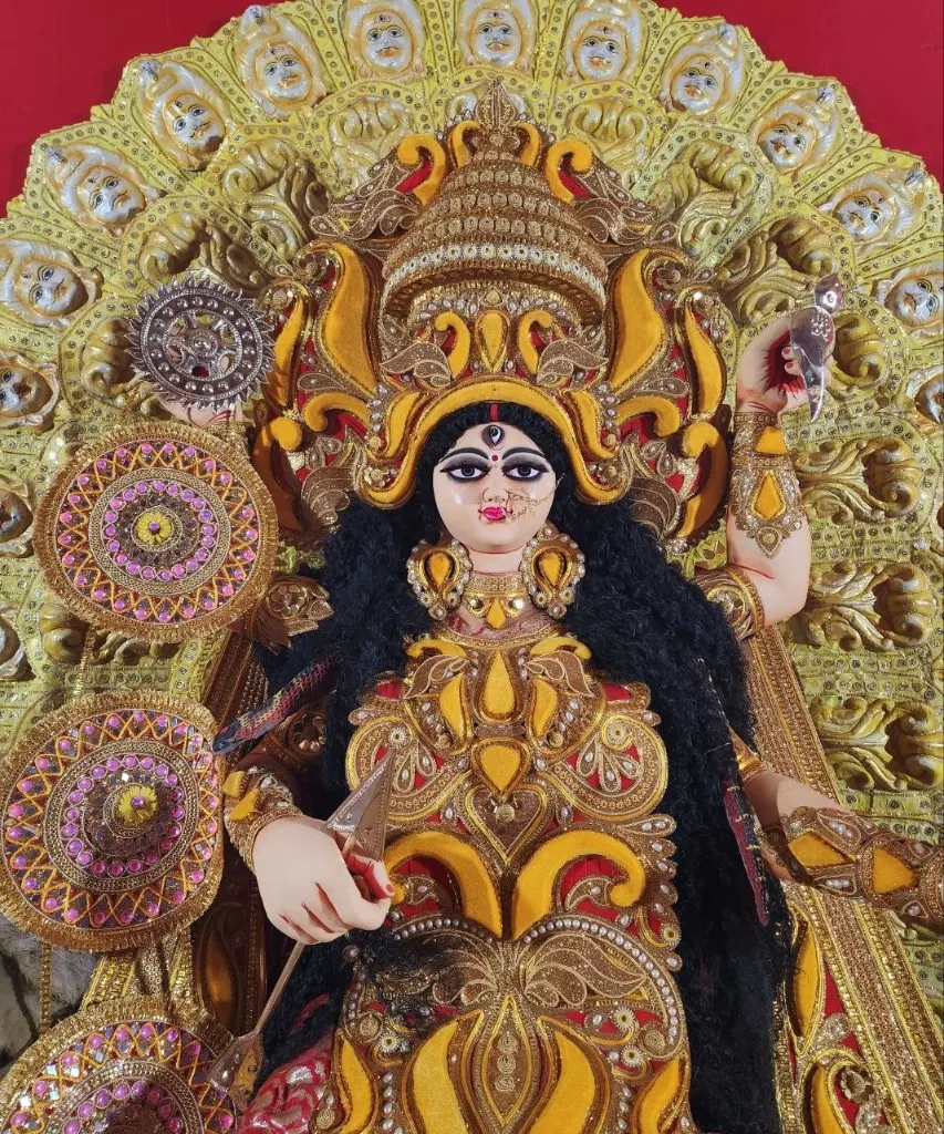 Full composition of the Jagadhatri idol